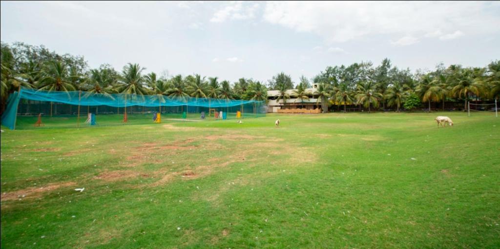 Ocean Spray Hotel Kalapettai Luaran gambar